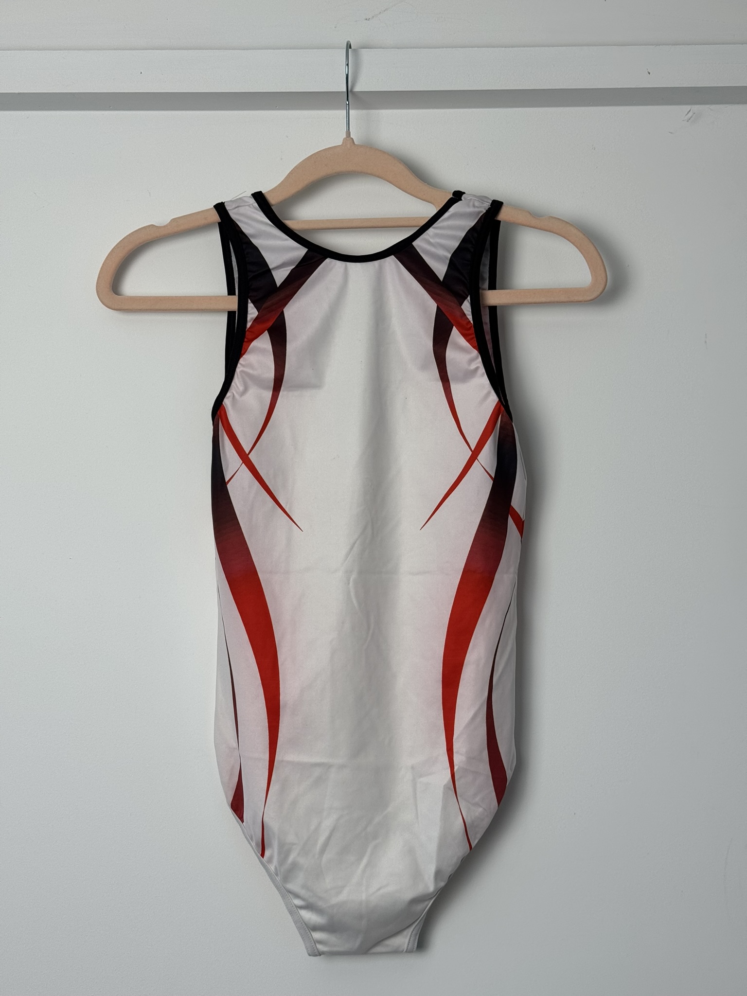 leotard Moreau GAM blanc &amp; rouge, vue de dos, 14A