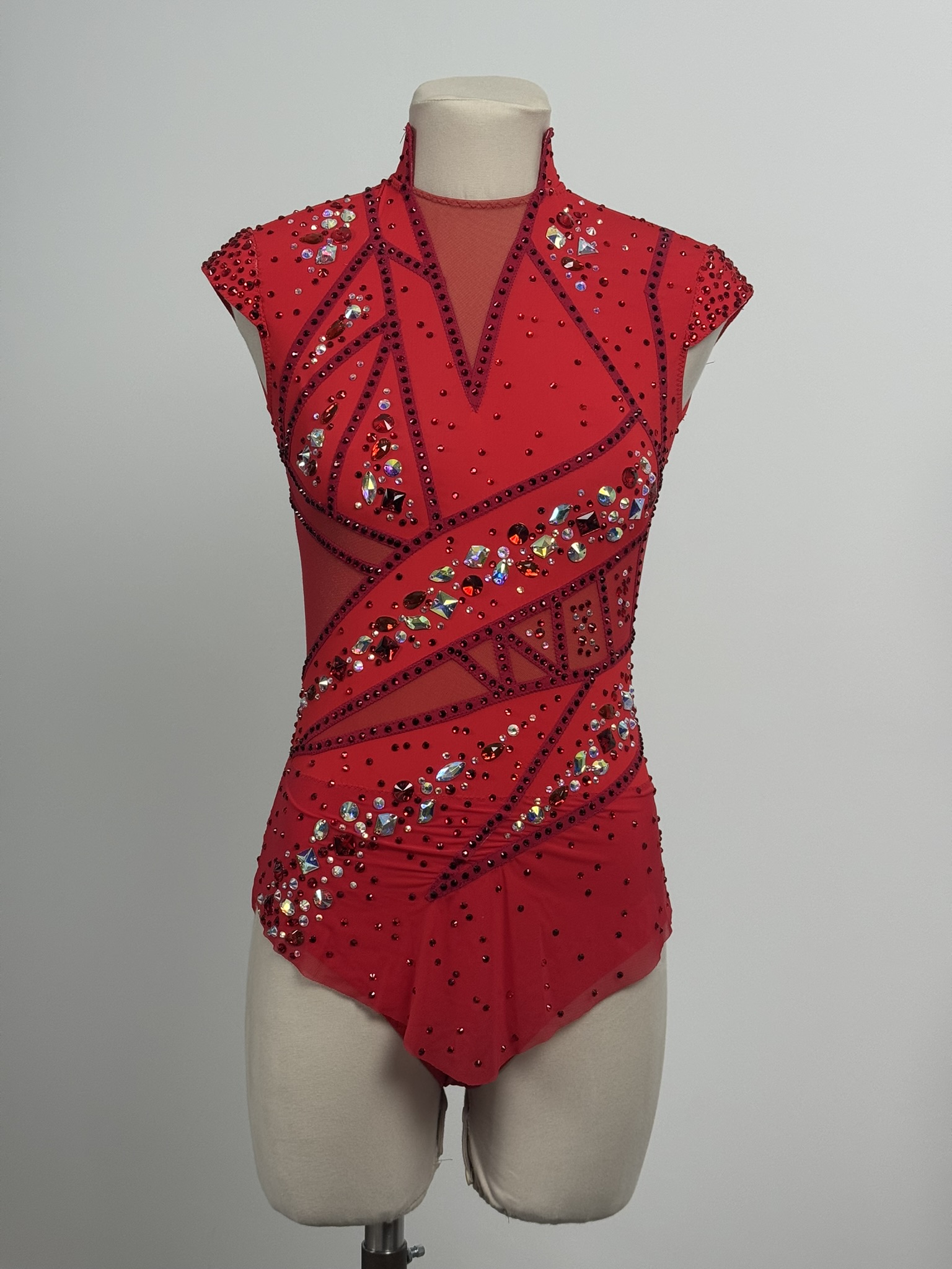 justaucorps GR rouge Club des strass, vue de face, XS
