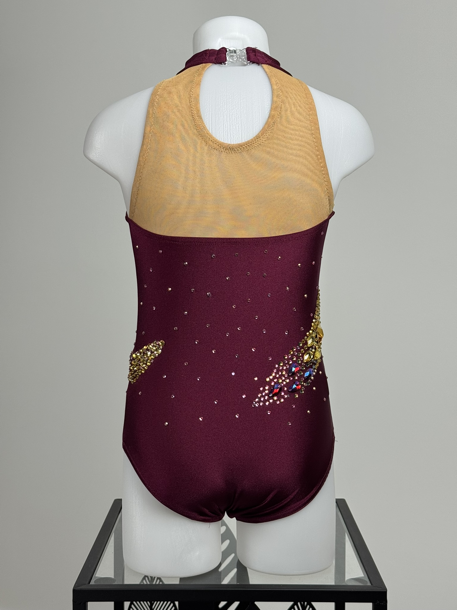 Justaucorps d'occasion GR prune, vue de dos, taille 6-8 ans