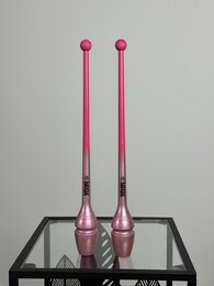 Massues bicolores 44cm Sasaki caoutchouc encastrables
